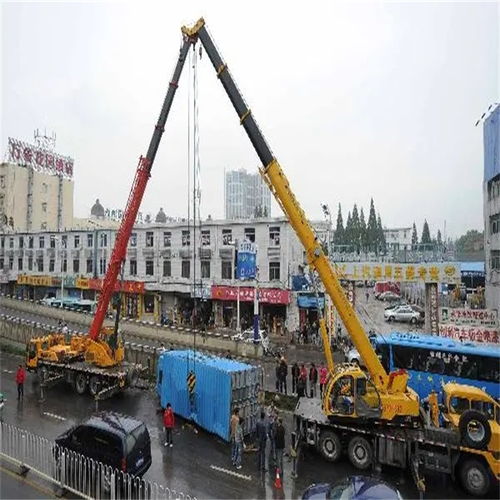 漳州市詔安縣小型吊車租賃公司,機器起重吊裝公司